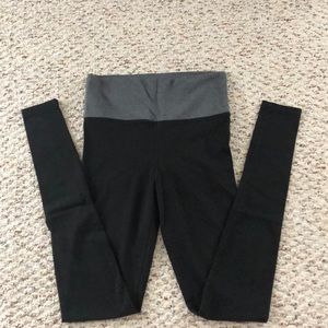 victoria’s secret black leggings